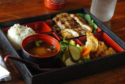 Traditional Japanese - Dinner Bento Box